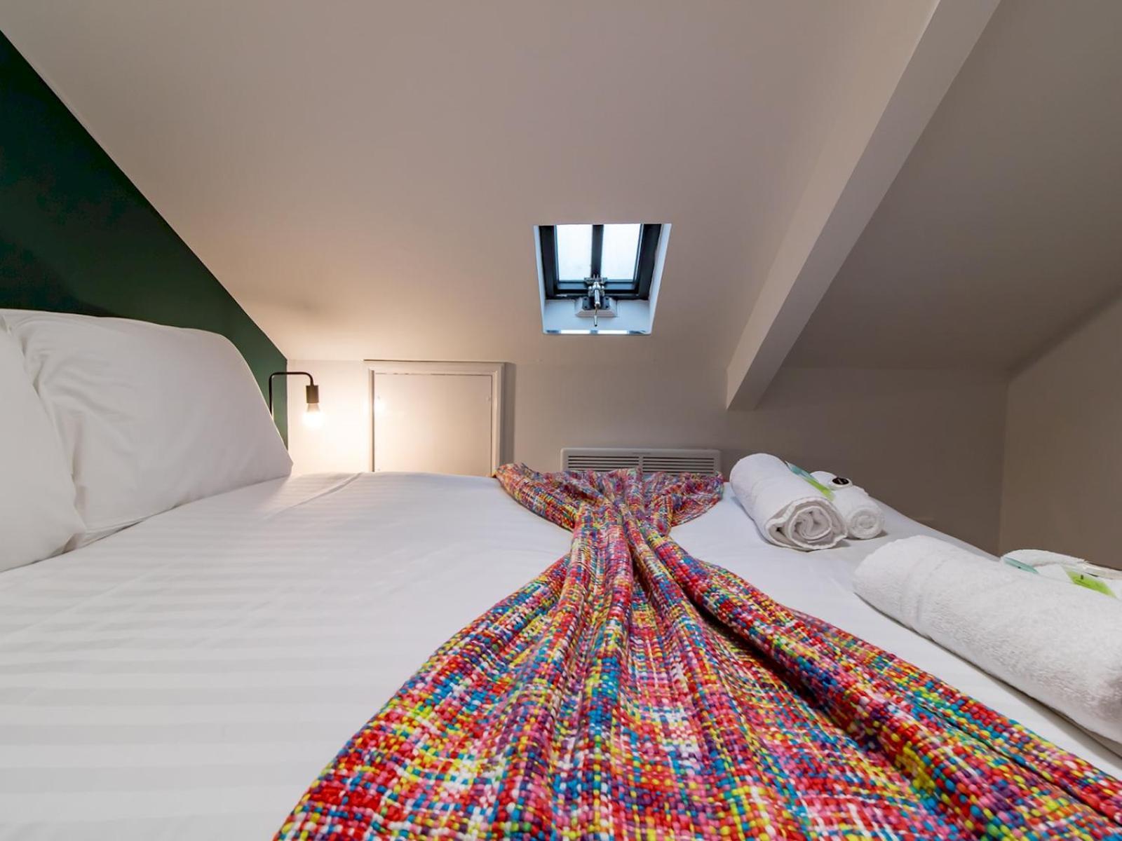 Stylish Maisonette Newcastle Pass The Keys Bagian luar foto